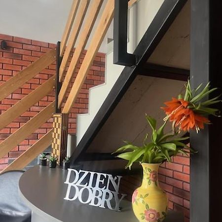 Aparthotel Happy 4 Krosno Exterior foto