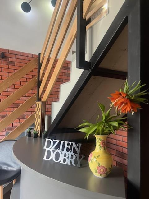 Aparthotel Happy 4 Krosno Exterior foto
